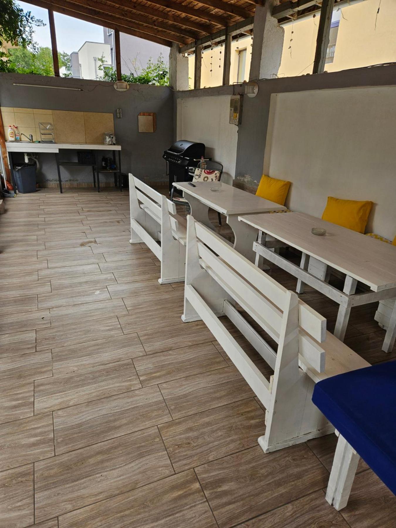Guest House Petrovi Равда Екстер'єр фото